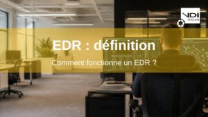 Qu'est-ce qu'un EDR : analyste en cybersécurité surveillant les alertes de détection sur deux écrans