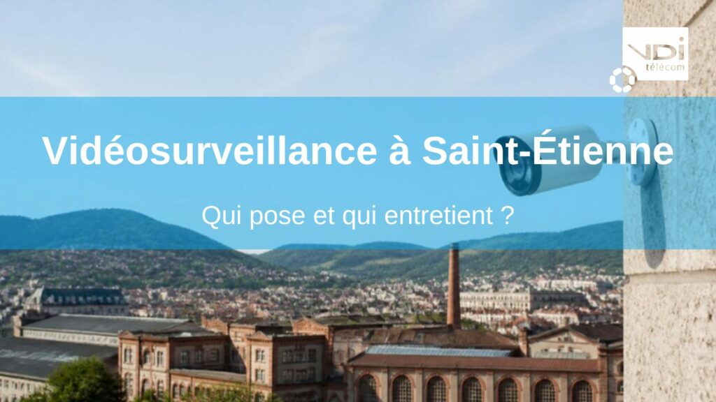 Caméra de vidéosurveillance devant la ville de Saint-Étienne et ses collines