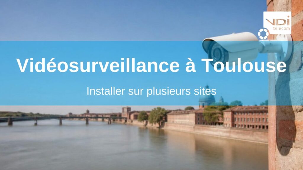 Caméra de vidéosurveillance devant les briques roses de Toulouse et la Garonne
